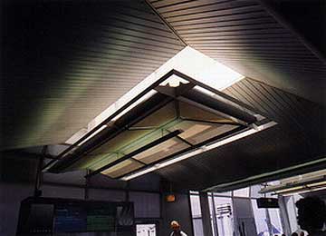 �D������������ͣ܇��W�ڠ��C(j��)��(ch��ng)ͣ܇��