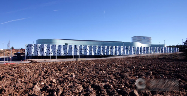 �������