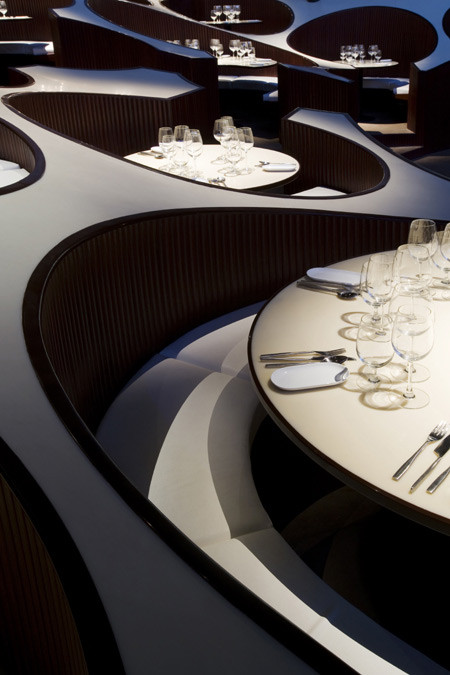 �{(l��n)ɫ���ܲ͏d