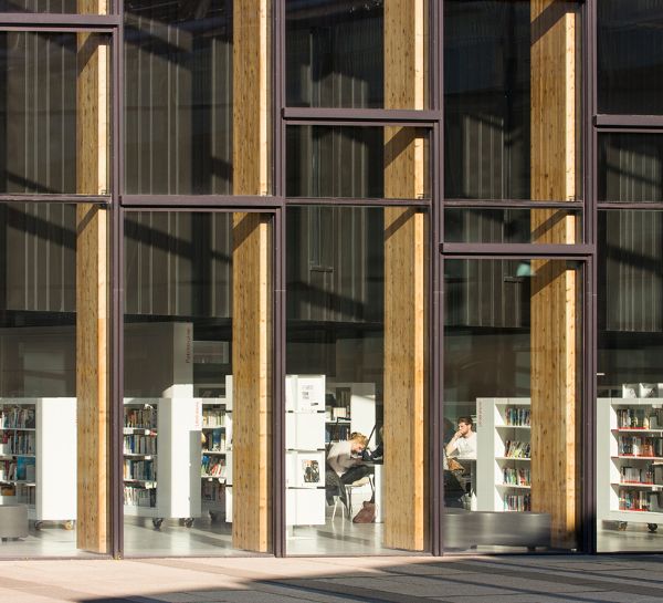 ����ʥ�R�� ���������?sh��)��Ļ��C���w