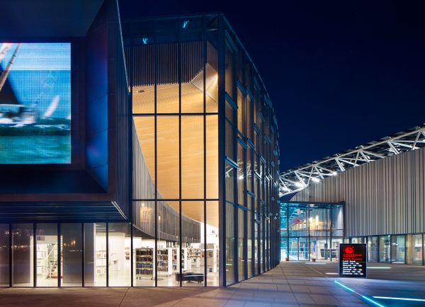 ����ʥ�R�� ���������?sh��)��Ļ��C���w