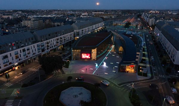 ����ʥ�R�� ���������?sh��)��Ļ��C���w