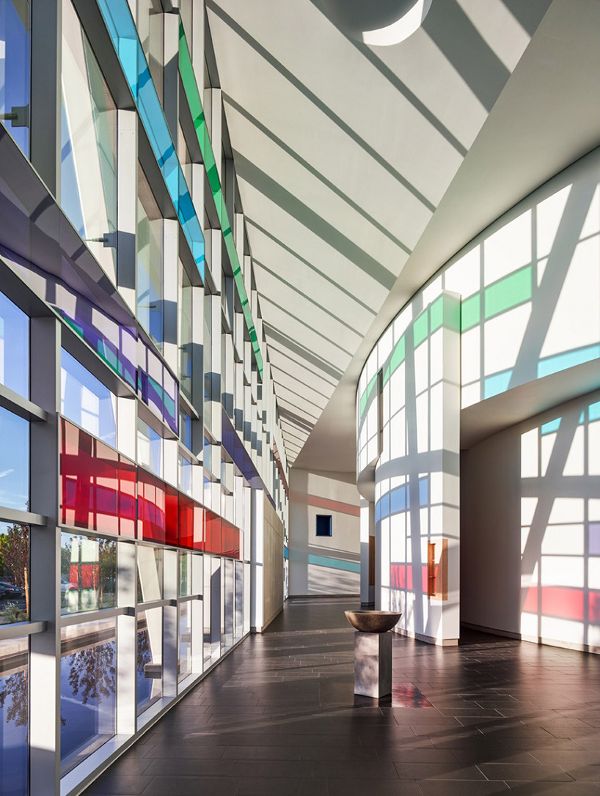 ����Ļ���ϵĲ�ɫ���R�������≦�����L��һ��ǧ׃?n��i)f���ĈD��