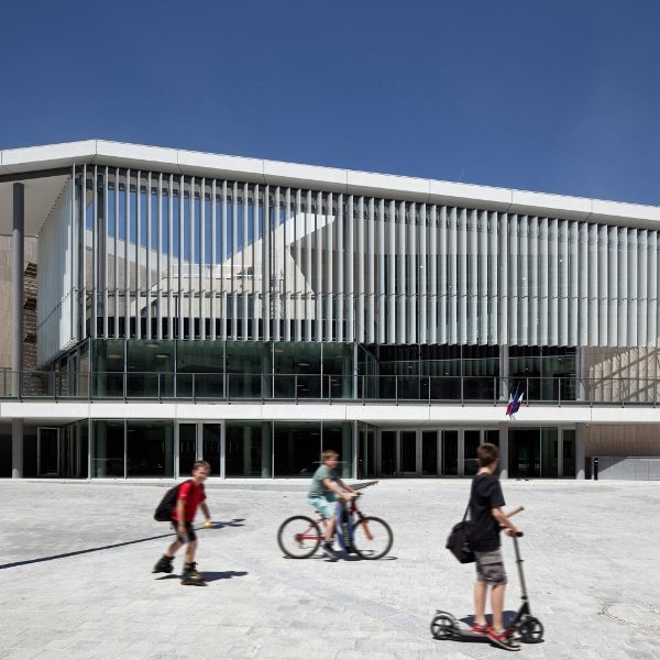 �����젖���� �������������e���g��