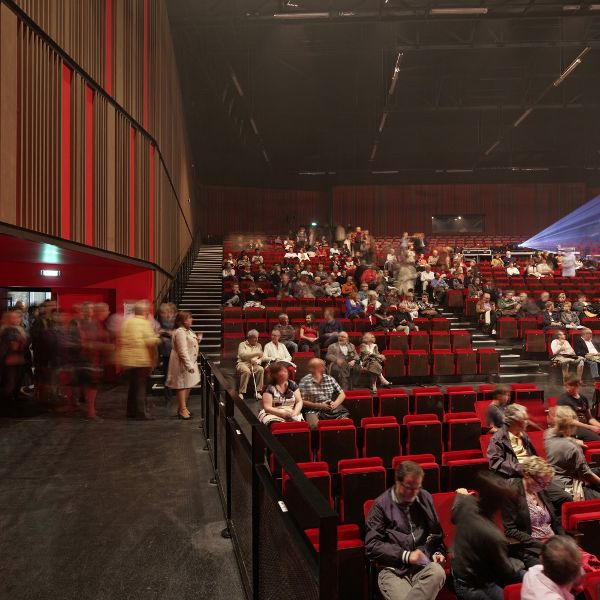 �����젖���� �������������e���g��