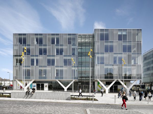 Ӣ�����R���֡����h���k����