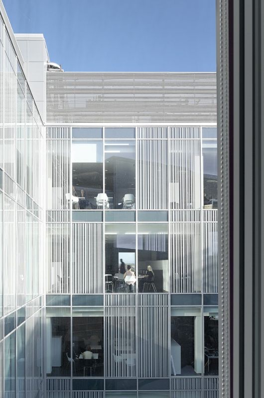 Ӣ�����R���֡����h���k����