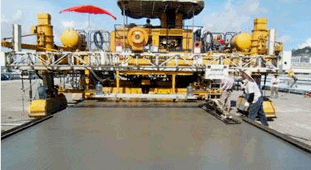 二級(jí)建造師考試市政實(shí)務(wù)知識(shí)點(diǎn)：混凝土面板模板、鋼筋安裝、攤鋪與振動(dòng)