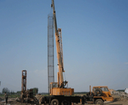 二級(jí)建造師考試市政實(shí)務(wù)知識(shí)點(diǎn)：鉆孔灌注樁基礎(chǔ)