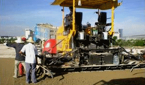 二級(jí)建造師考試知識(shí)點(diǎn)：無機(jī)結(jié)合穩(wěn)定料的拌合(人工)