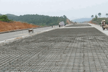 二級建造師考試知識點(diǎn)：水泥混凝土路面施工技術(shù)